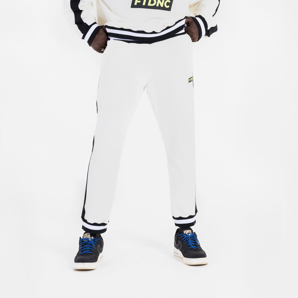 CALÇA MOLETOM LISTRA FTDNC AREIA