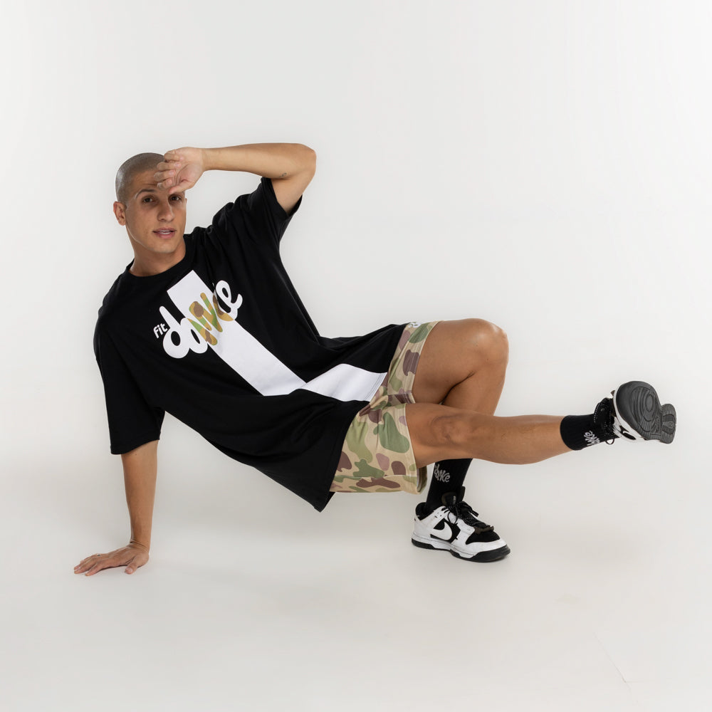 CAMISETA BIG OVERSIZED LINES ESTAMPA BRANCA