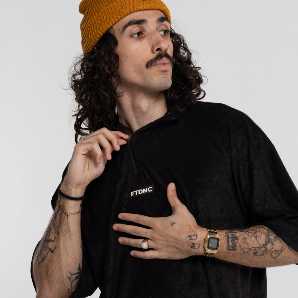 CAMISETA OVERSIZED GOLA ZIPPER FTDNC PRETO