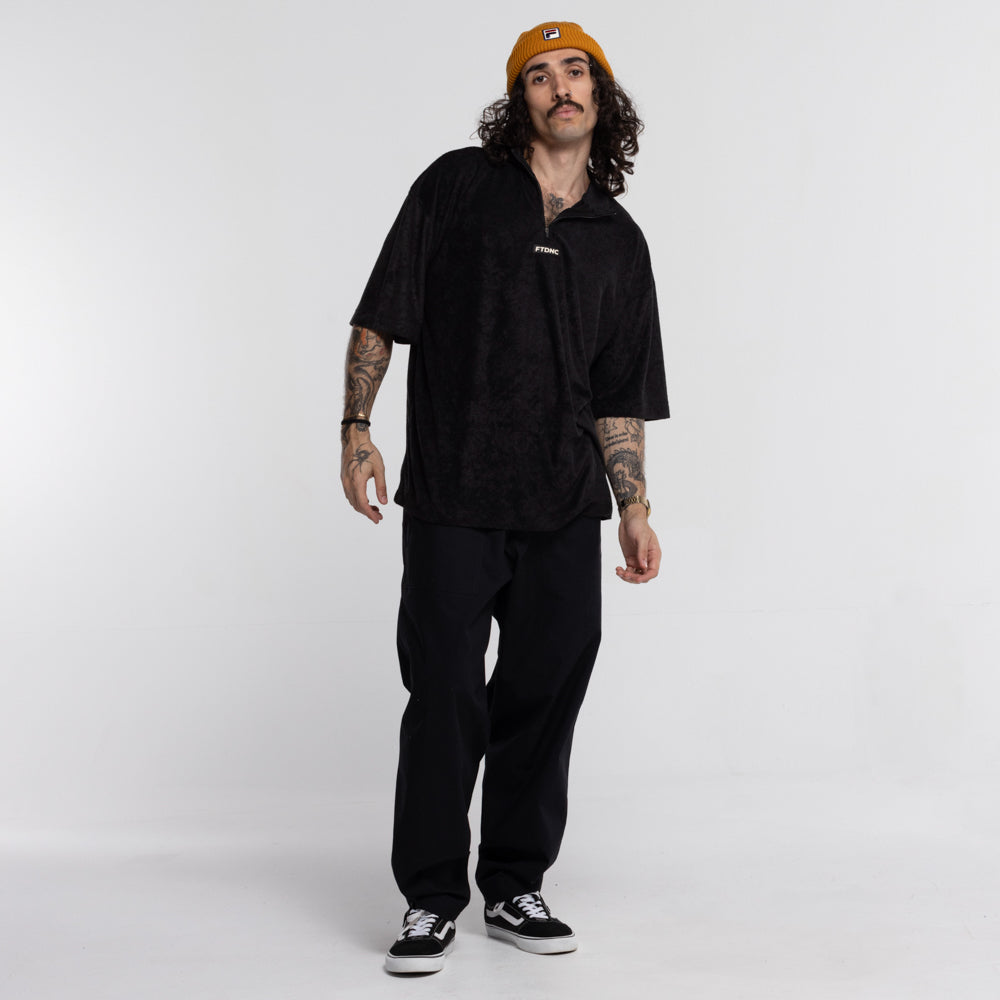 CAMISETA OVERSIZED GOLA ZIPPER FTDNC PRETO