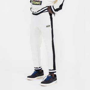 CALÇA MOLETOM LISTRA FTDNC AREIA