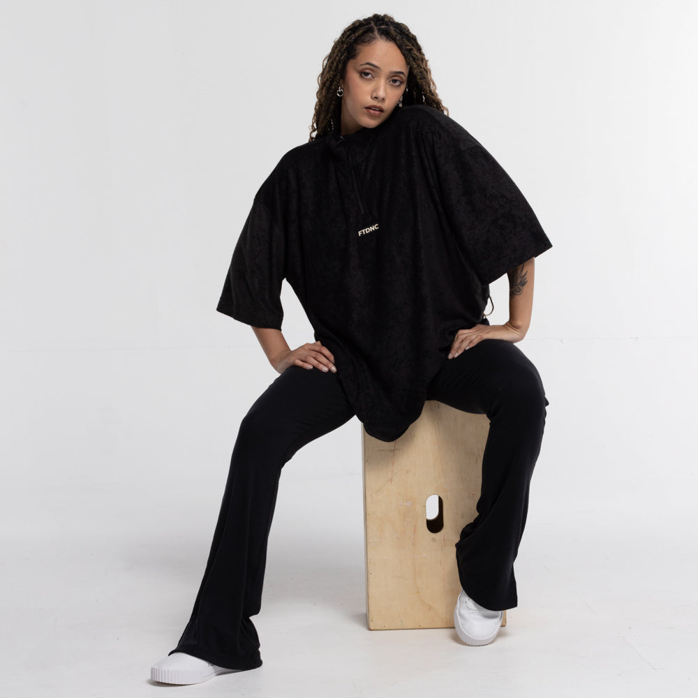 CAMISETA OVERSIZED GOLA ZIPPER FTDNC PRETO
